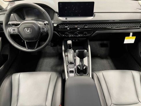 New 2025 Honda Accord EX-L image 17