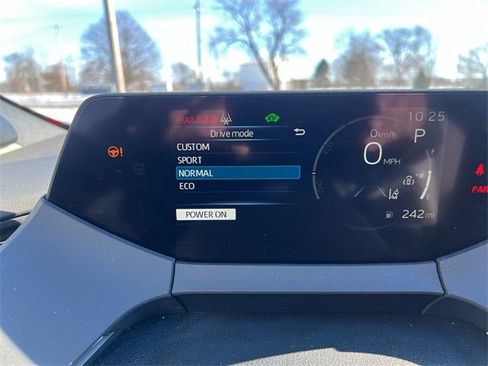 Used 2024 Toyota Prius Limited image 18