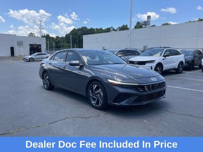 Used 2025 Hyundai Elantra Limited