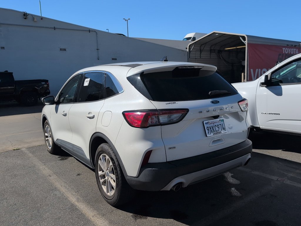 Used 2020 Ford Escape SE FWD image 9