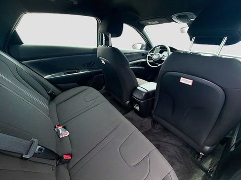 Certified 2025 Hyundai Elantra Sport FWD image 25