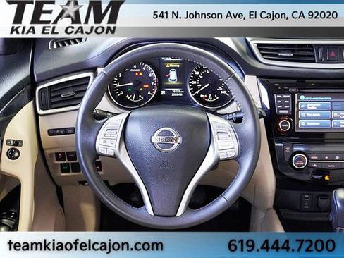 Used 2016 Nissan Rogue SL image 20