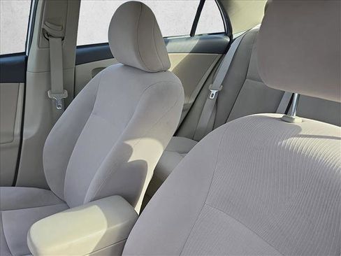 Used 2011 Toyota Corolla LE image 15