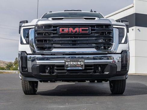 New 2026 GMC Sierra 3500 Pro image 25