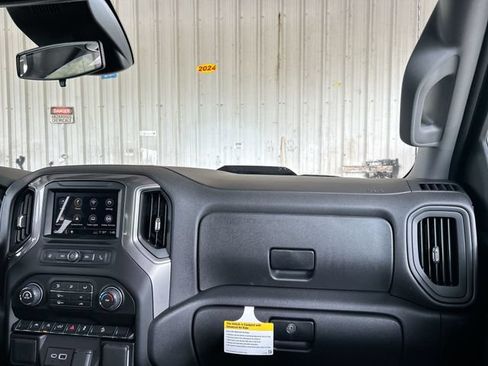 New 2026 Chevrolet Silverado 1500 Custom Trail Boss w/ LPO, Dark Essentials Package AWD/4WD image 27