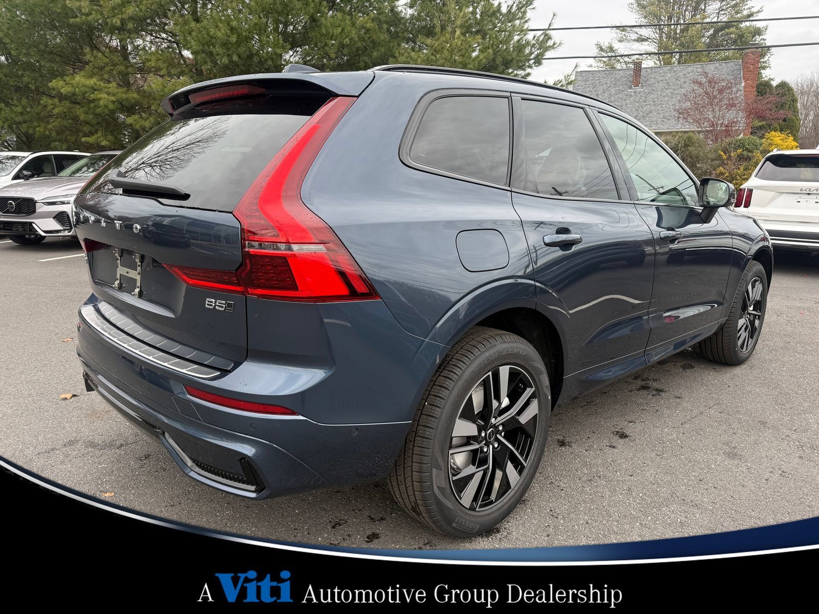Used 2026 Volvo XC60 B5 Plus w/ Protection Package Premier AWD/4WD image 8