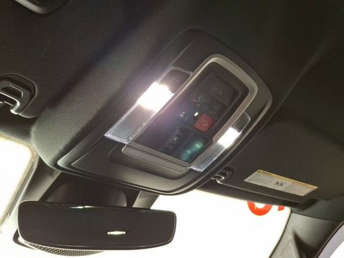 Used 2021 RAM 1500 Limited w/ Body Color Bumper Group image 25