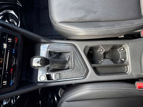 Used 2023 Volkswagen Tiguan SE R-Line FWD image 22