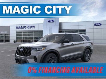 New 2025 Ford Explorer ST-Line w/ Premium Package