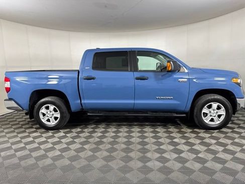 Used 2020 Toyota Tundra SR5 w/ SR5 Upgrade Package AWD/4WD image 2