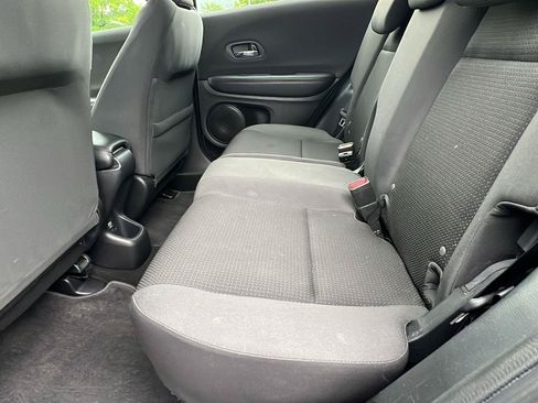 Used 2019 Honda HR-V Sport image 18