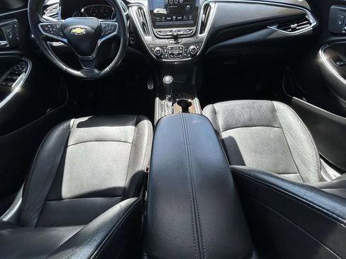 Used 2016 Chevrolet Malibu Premier w/ Driver Confidence Package FWD image 13