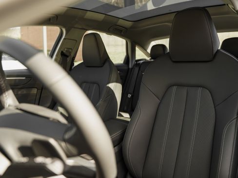 New 2026 Audi A6 Premium Plus image 21