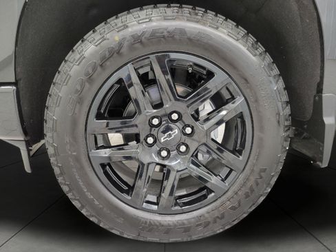 Certified 2026 Chevrolet Silverado 1500 RST AWD/4WD image 5