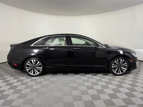 Used 2020 Lincoln MKZ Reserve image 2