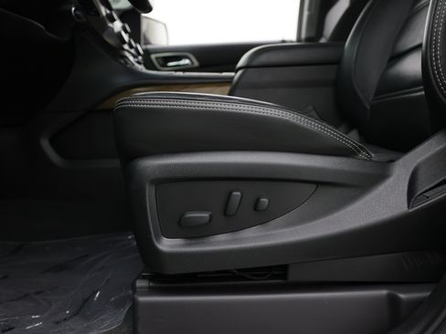 Used 2019 GMC Yukon Denali w/ Denali Ultimate Package RWD image 15