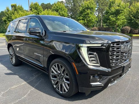 Used 2026 GMC Yukon Denali Ultimate AWD/4WD image 25
