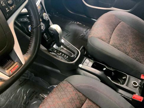 Used 2020 Chevrolet Sonic LT w/ Convenience Package image 15