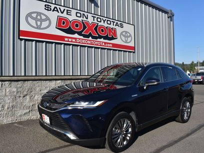 Certified 2021 Toyota Venza XLE w/ Carpet Mat Package (TMS)
