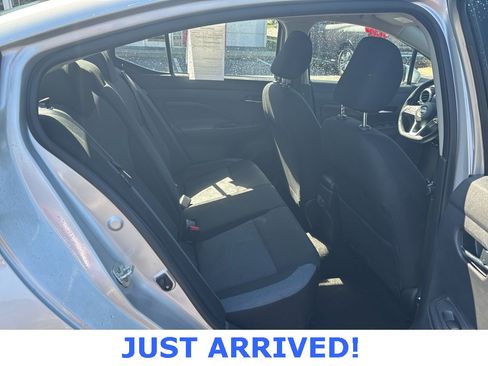 Used 2023 Nissan Versa SV image 20