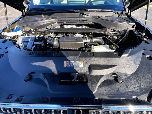 Used 2025 Lincoln Aviator Reserve w/ Equipment Group 201A image 10