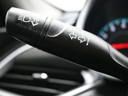 Used 2022 Chevrolet Malibu LT image 29