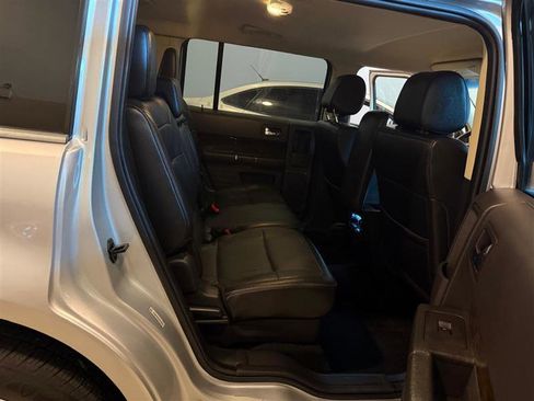 Used 2019 Ford Flex Limited image 15