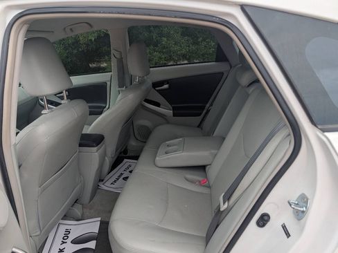 Used 2010 Toyota Prius Five FWD image 4