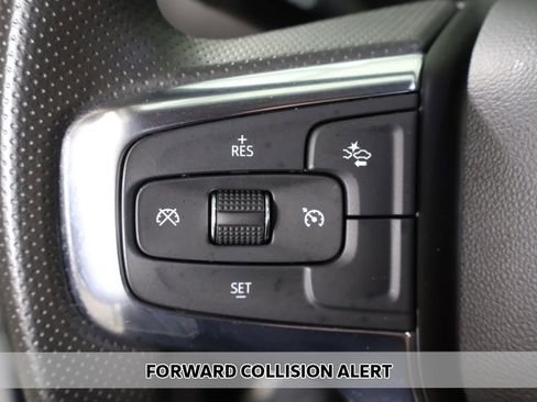 Used 2023 Chevrolet Blazer LT w/ Convenience Package FWD image 4