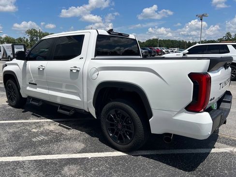 Used 2024 Toyota Tundra SR5 w/ SR5 Premium Package AWD/4WD image 31