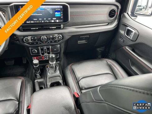 Certified 2025 Jeep Wrangler Unlimited Rubicon AWD/4WD image 14
