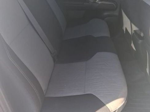 Used 2020 Toyota Tacoma SR AWD/4WD image 31