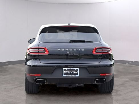 Used 2018 Porsche Macan AWD/4WD image 6