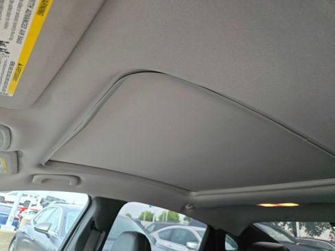 Used 2017 Chevrolet Malibu Premier w/ Premier Sun and Wheel Package image 14