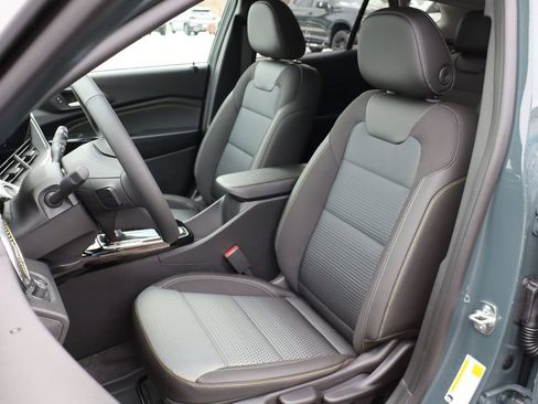 New 2026 Chevrolet Trax LT w/ Driver Confidence Package image 8