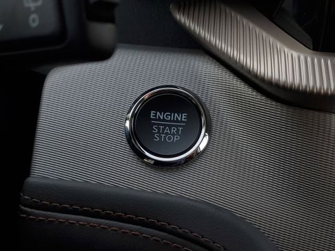 New 2026 Ford Explorer Active w/ Active Comfort Package image 19