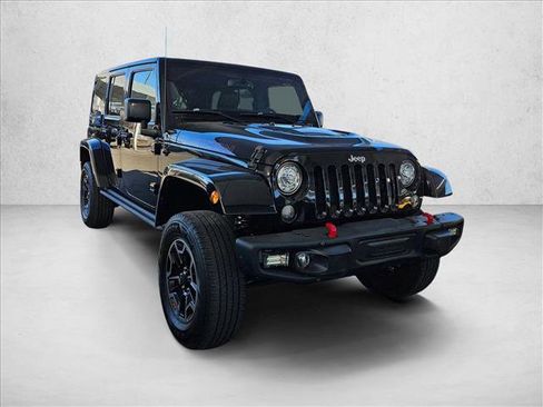 Used 2017 Jeep Wrangler Unlimited Rubicon image 3