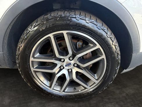 Used 2016 Ford Explorer Sport w/ Equipment Group 401A AWD/4WD image 40