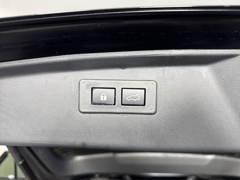 Used 2025 Subaru Outback Limited image 28