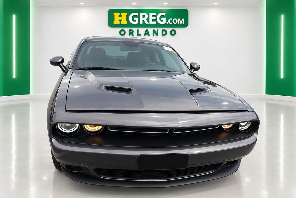 Used 2023 Dodge Challenger SXT RWD image 7