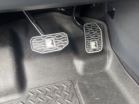 Used 2025 Ford F150 Lariat w/ Equipment Group 502A High image 18