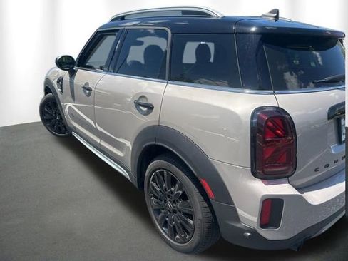 Used 2024 MINI Cooper Countryman S w/ Signature Upholstery Package image 8