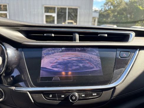 Used 2022 Buick Encore GX Select w/ LPO, Active Lifestyle Package FWD image 17