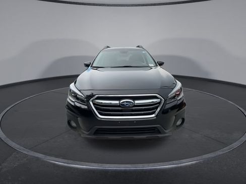 Used 2019 Subaru Outback 3.6R Limited w/ Popular Package #2 AWD/4WD image 3