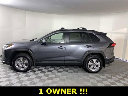 Used 2025 Toyota RAV4 XLE image 5