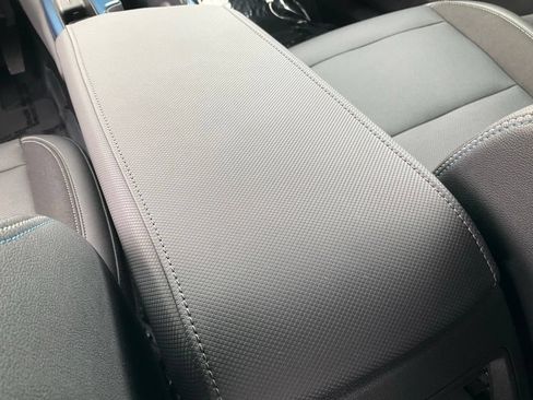 Used 2024 Chevrolet Equinox EV LT FWD image 45