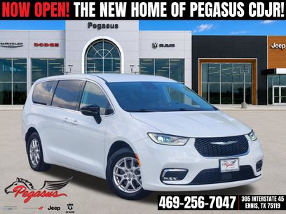 Used 2024 Chrysler Pacifica Touring-L