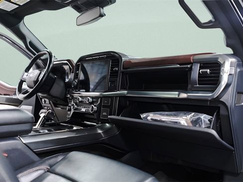 Used 2022 Ford F150 Lariat w/ Equipment Group 502A High image 38