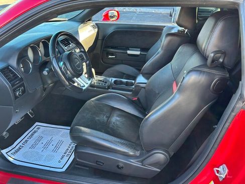 Used 2012 Dodge Challenger SRT8 image 6