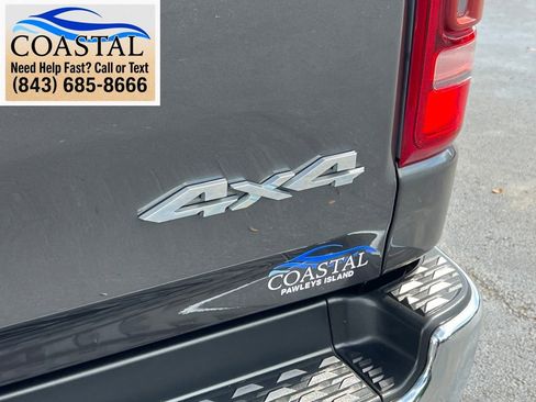 Used 2019 RAM 1500 Laramie AWD/4WD image 33